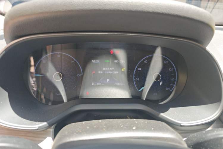 Used Hongqi E-QM5 2023 620km PLUS Instrument Cluster