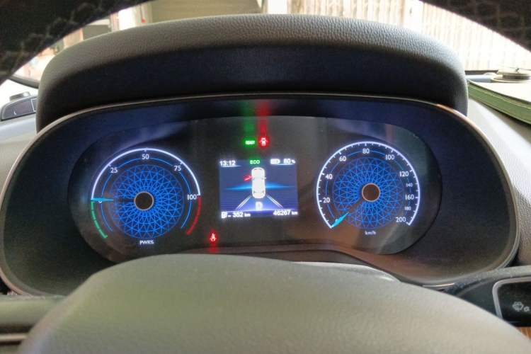 Used Hongqi E-QM5 2023 Revised Version Basic Travel Edition Instrument Cluster