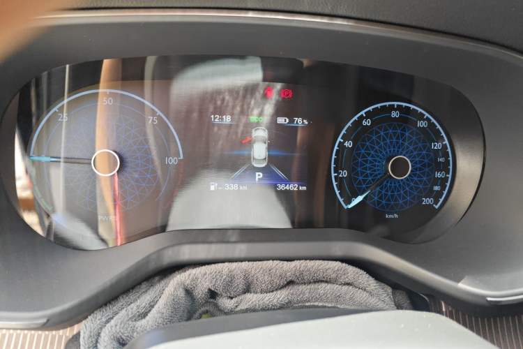 Used Hongqi E-QM5 2023 Base Travel Edition Instrument Cluster