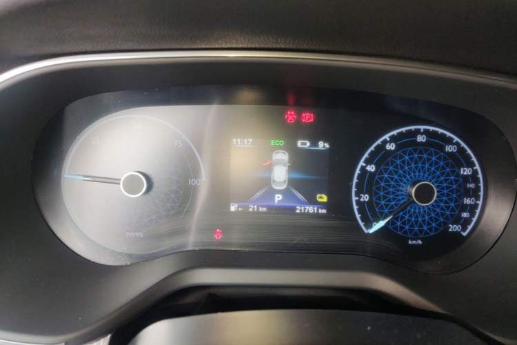 Used Hongqi E-QM5 2023 Revised Version Basic Travel Edition Instrument Cluster
