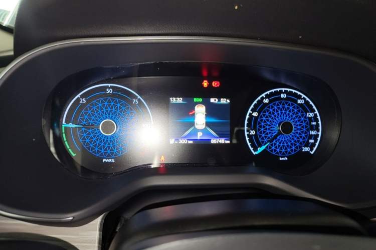 Used Hongqi E-QM5 2023 560km PLUS Instrument Cluster