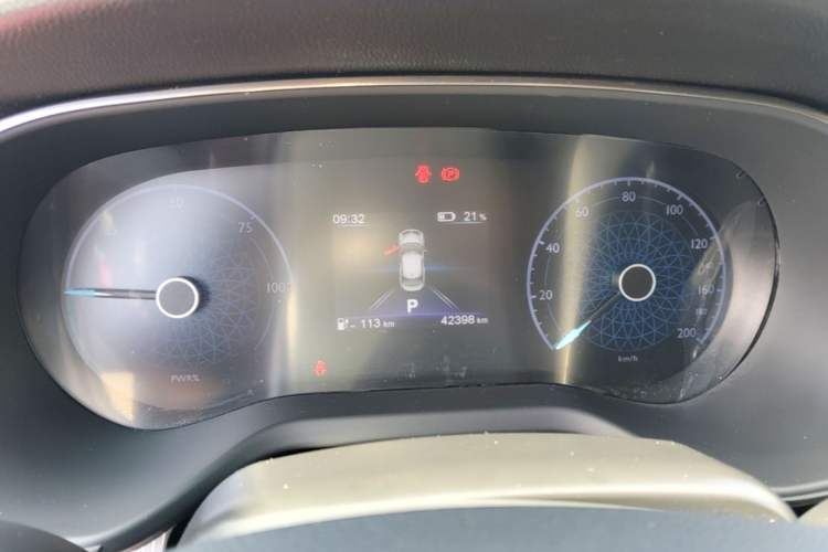 Used Hongqi E-QM5 2023 Base Travel Edition Instrument Cluster