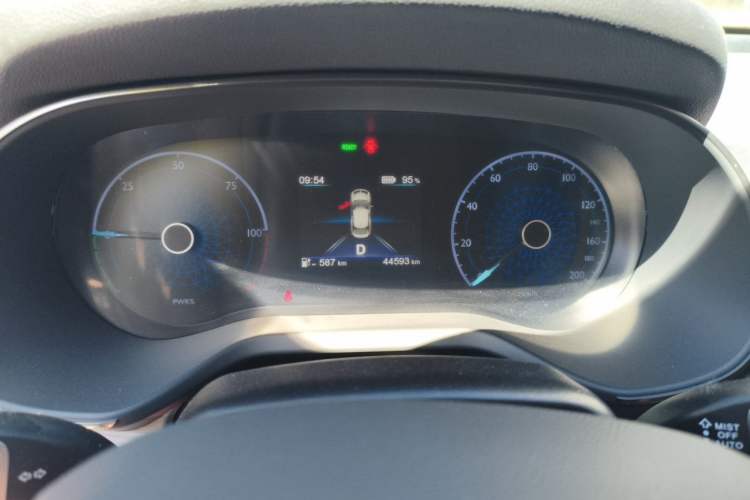 Used Hongqi E-QM5 2023 620km PLUS Instrument Cluster
