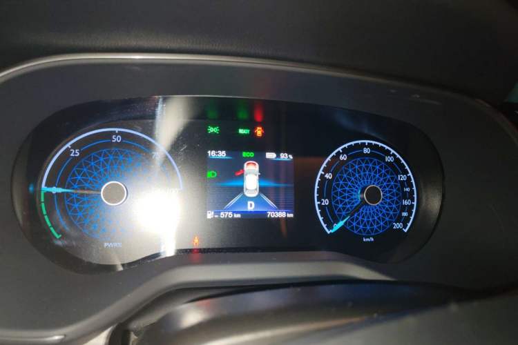 Used Hongqi E-QM5 2023 620km PLUS Instrument Cluster