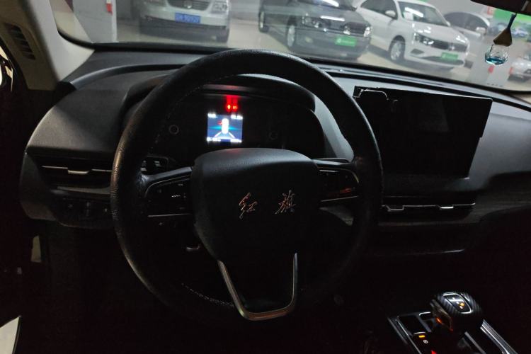 Used Hongqi E-QM5 2023 620km PLUS Interior 2