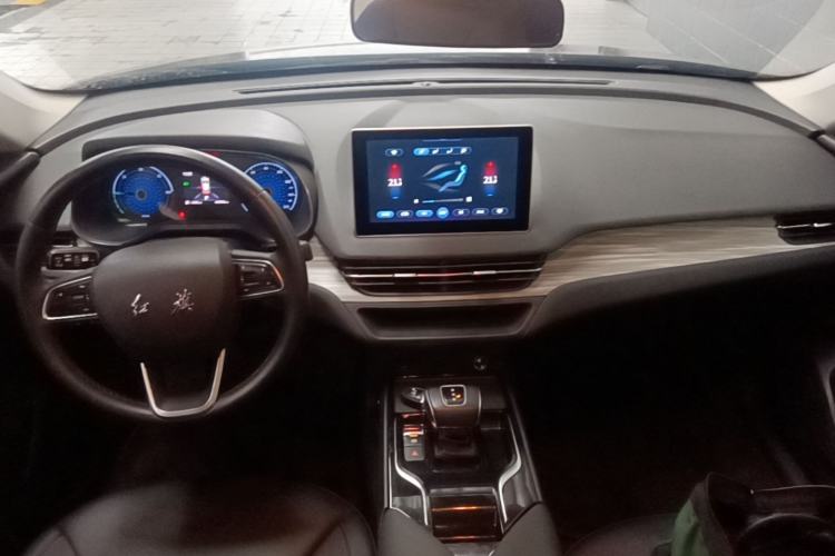 Used Hongqi E-QM5 2023 620km PLUS Interior 2