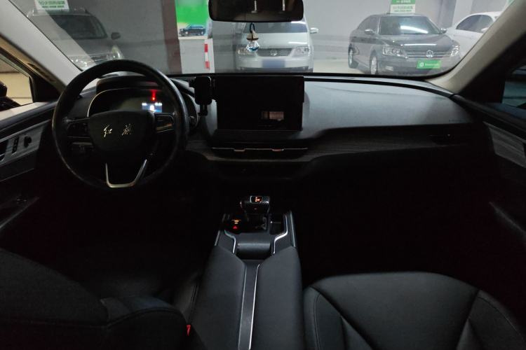 Used Hongqi E-QM5 2023 620km PLUS Interior 3