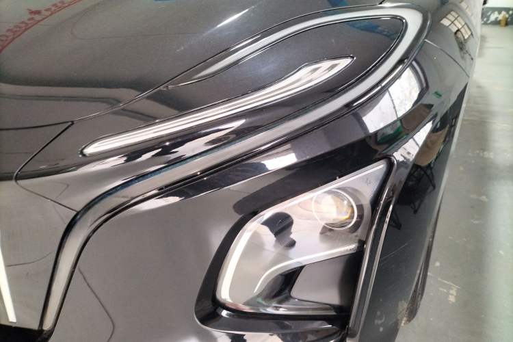Used Hongqi E-QM5 2023 Revised Version Basic Travel Edition Left Front Headlight