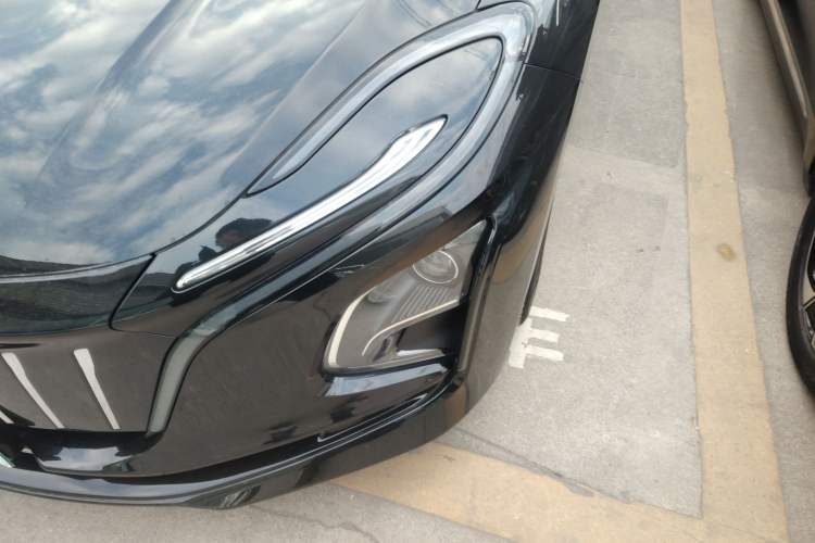 Used Hongqi E-QM5 2023 Revised Version Basic Travel Edition Left Front Headlight