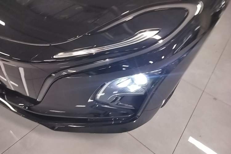 Used Hongqi E-QM5 2023 Revised Version Basic Travel Edition Left Front Headlight