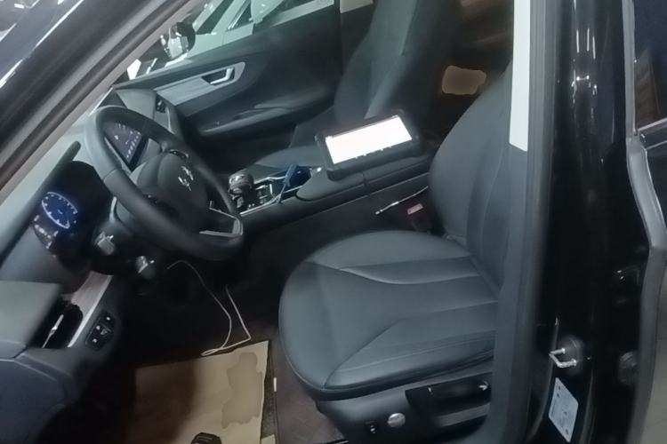 Used Hongqi E-QM5 2023 560km PLUS Left Front Seat