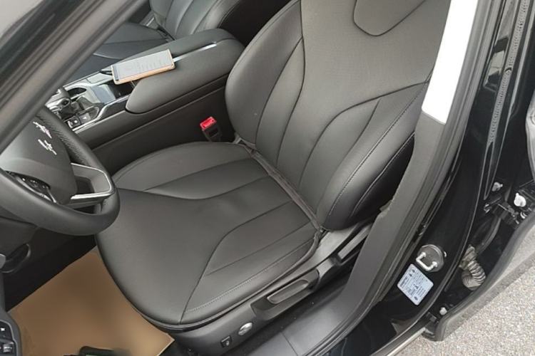 Used Hongqi E-QM5 2023 Revised Version Basic Travel Edition Left Front Seat