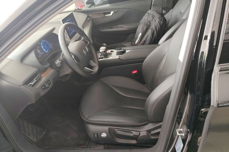 Used Hongqi E-QM5 2023 Revised Version Basic Travel Edition Left Front Seat