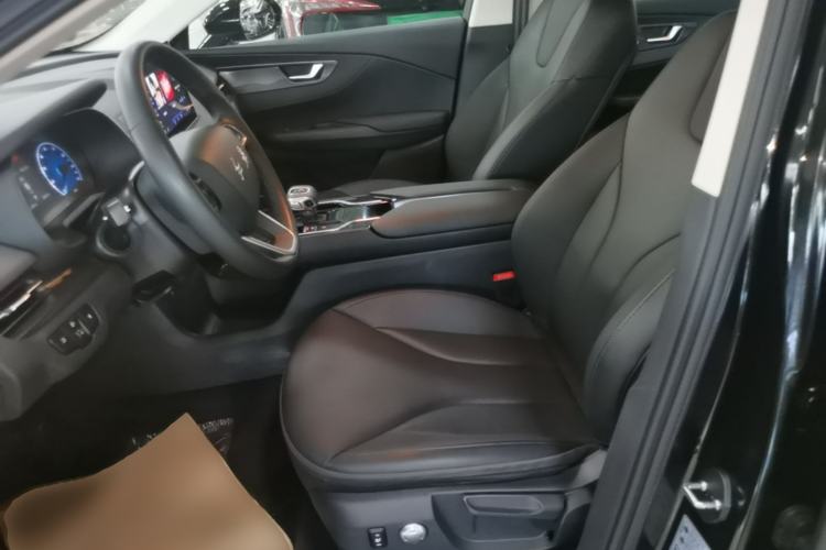Used Hongqi E-QM5 2023 Revised Version Basic Travel Edition Left Front Seat