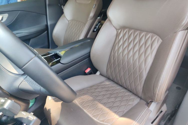Used Hongqi E-QM5 2023 560km PLUS Left Front Seat
