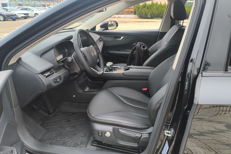 Used Hongqi E-QM5 2023 Base Travel Edition Left Front Seat