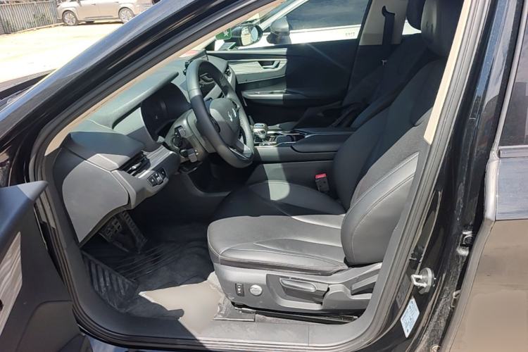 Used Hongqi E-QM5 2023 620km PLUS Left Front Seat