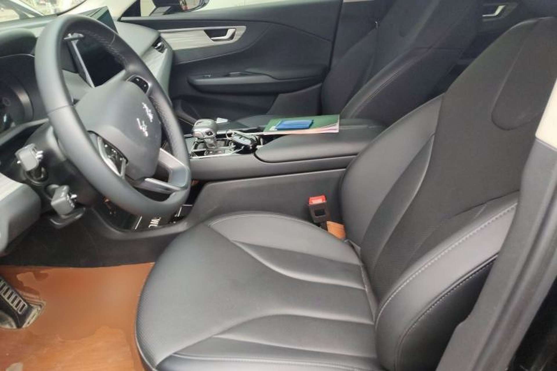 Used Hongqi E-QM5 2023 620km PLUS Left Front Seat