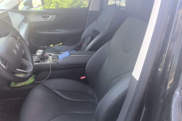 Used Hongqi E-QM5 2023 620km PLUS Left Front Seat