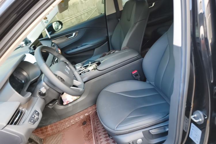 Used Hongqi E-QM5 2023 Revised Version Basic Travel Edition Left Front Seat