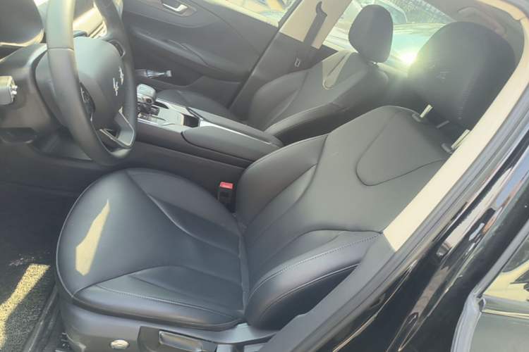 Used Hongqi E-QM5 2023 Base Travel Edition Left Front Seat