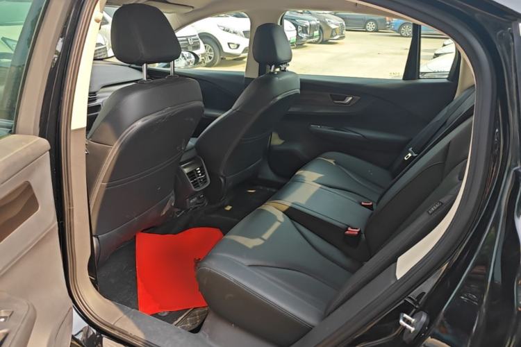 Used Hongqi E-QM5 2023 Revised Version Basic Travel Edition Left Rear Seat