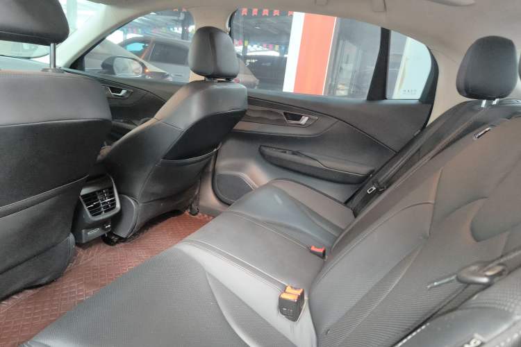 Used Hongqi E-QM5 2023 Revised Version Basic Travel Edition Left Rear Seat