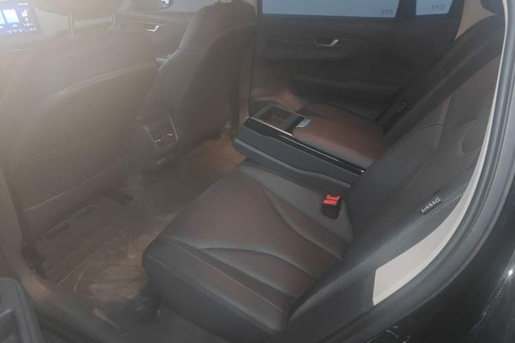 Used Hongqi E-QM5 2023 Base Travel Edition Left Rear Seat
