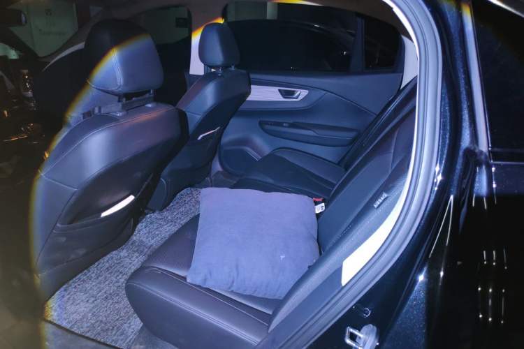 Used Hongqi E-QM5 2023 620km PLUS Left Rear Seat