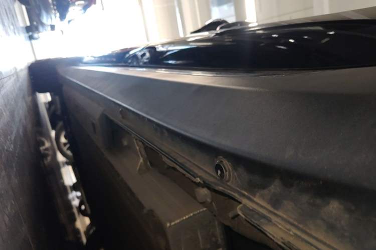Used Hongqi E-QM5 2023 Revised Version Basic Travel Edition Left Side Sill