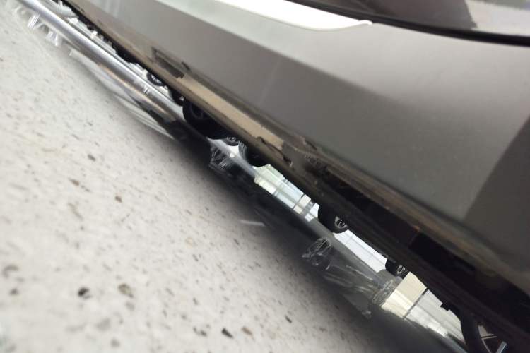Used Hongqi E-QM5 2023 Revised Version Basic Travel Edition Left Side Sill