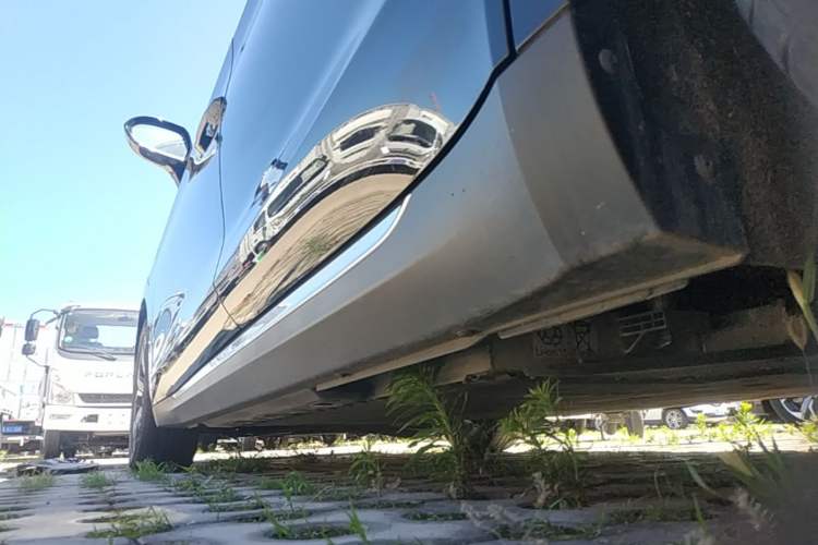 Used Hongqi E-QM5 2023 Revised Version Basic Travel Edition Left Side Sill