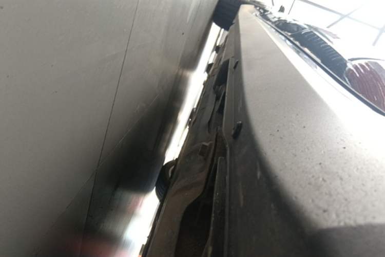 Used Hongqi E-QM5 2023 560km PLUS Left Side Sill