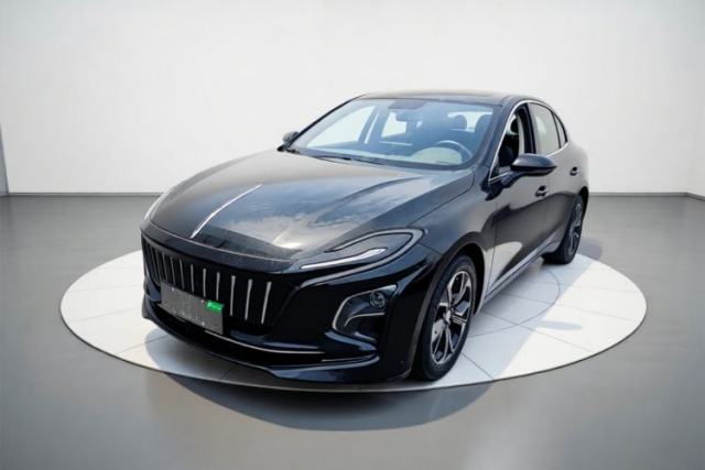 Used Hongqi E-QM5 2023 Base Travel Edition