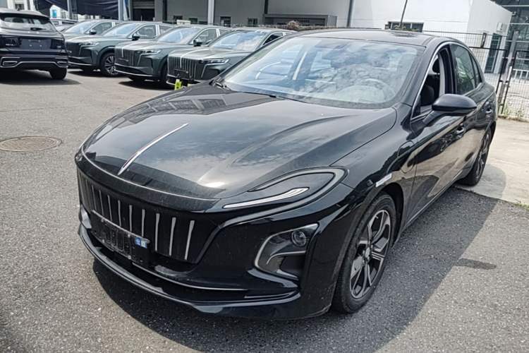 Used Hongqi E-QM5 2023 Base Travel Edition Guazi used car, China used car export, Used car for sale, Used cars, Cheapest cars for sale