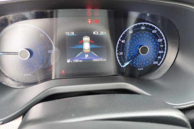 Used Hongqi E-QM5 2023 Base Travel Edition Odometer Close Up