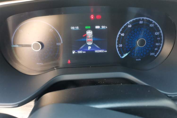 Used Hongqi E-QM5 2023 620km PLUS Odometer Close Up