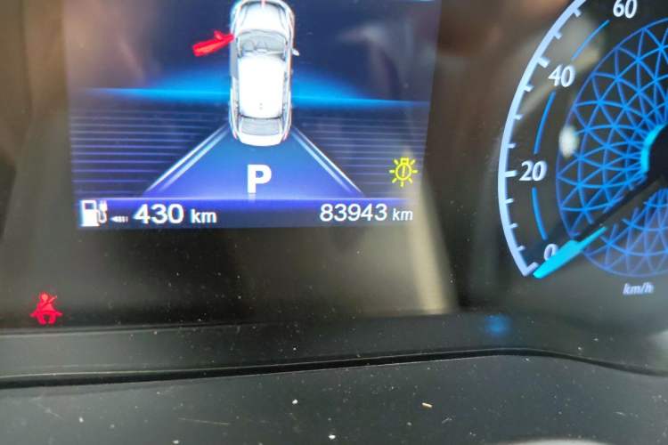 Used Hongqi E-QM5 2023 Revised Version Basic Travel Edition Odometer Close Up