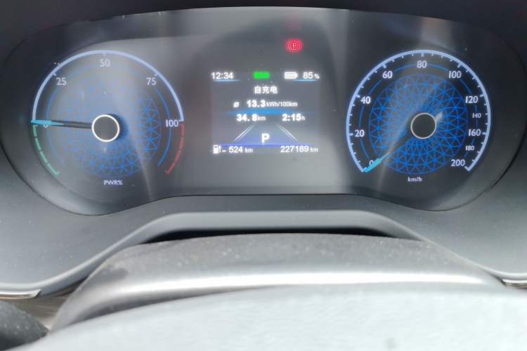 Used Hongqi E-QM5 2023 620km PLUS Odometer Close Up