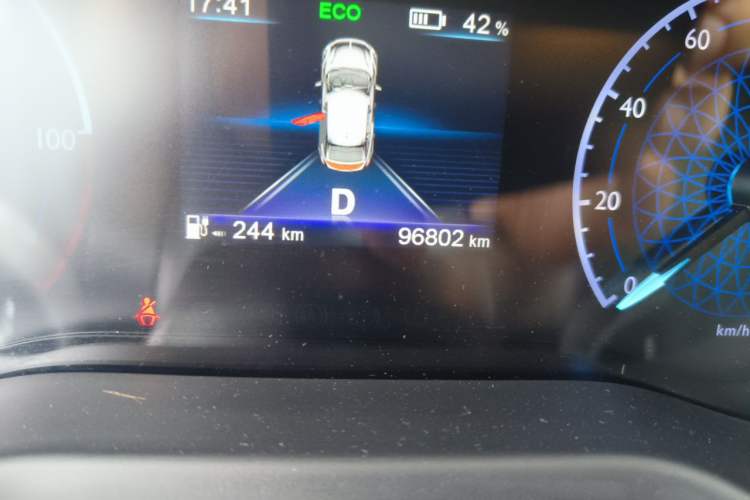 Used Hongqi E-QM5 2023 620km PLUS Odometer Close Up