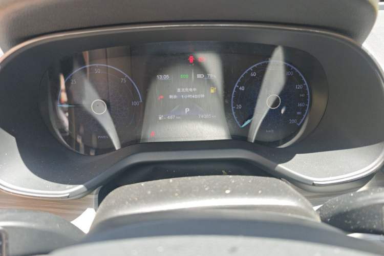 Used Hongqi E-QM5 2023 620km PLUS Odometer Close Up