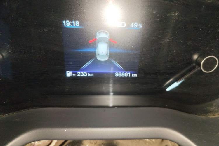 Used Hongqi E-QM5 2023 Revised Version Basic Travel Edition Odometer Close Up