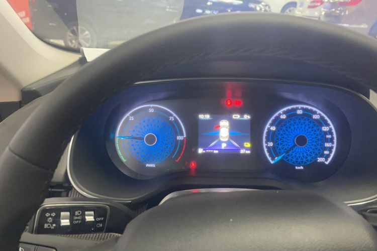 Used Hongqi E-QM5 2023 Revised Version Basic Travel Edition Odometer Close Up