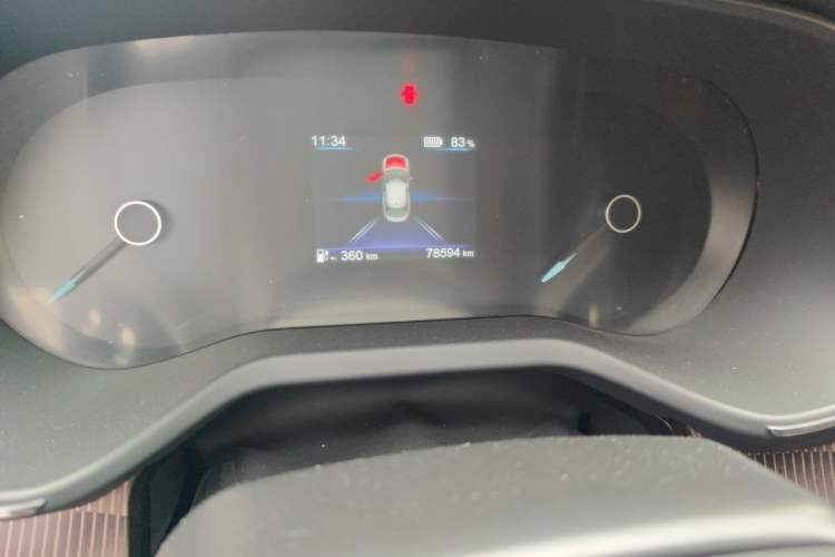Used Hongqi E-QM5 2023 Revised Version Basic Travel Edition Odometer Close Up
