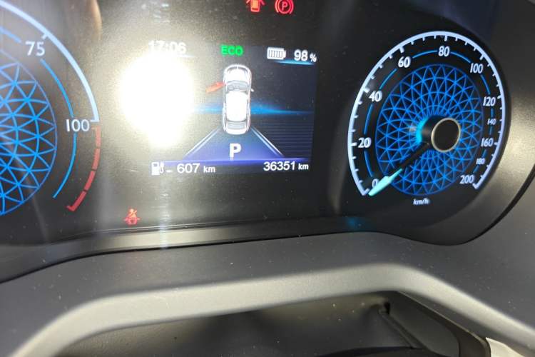 Used Hongqi E-QM5 2023 620km PLUS Odometer Close Up