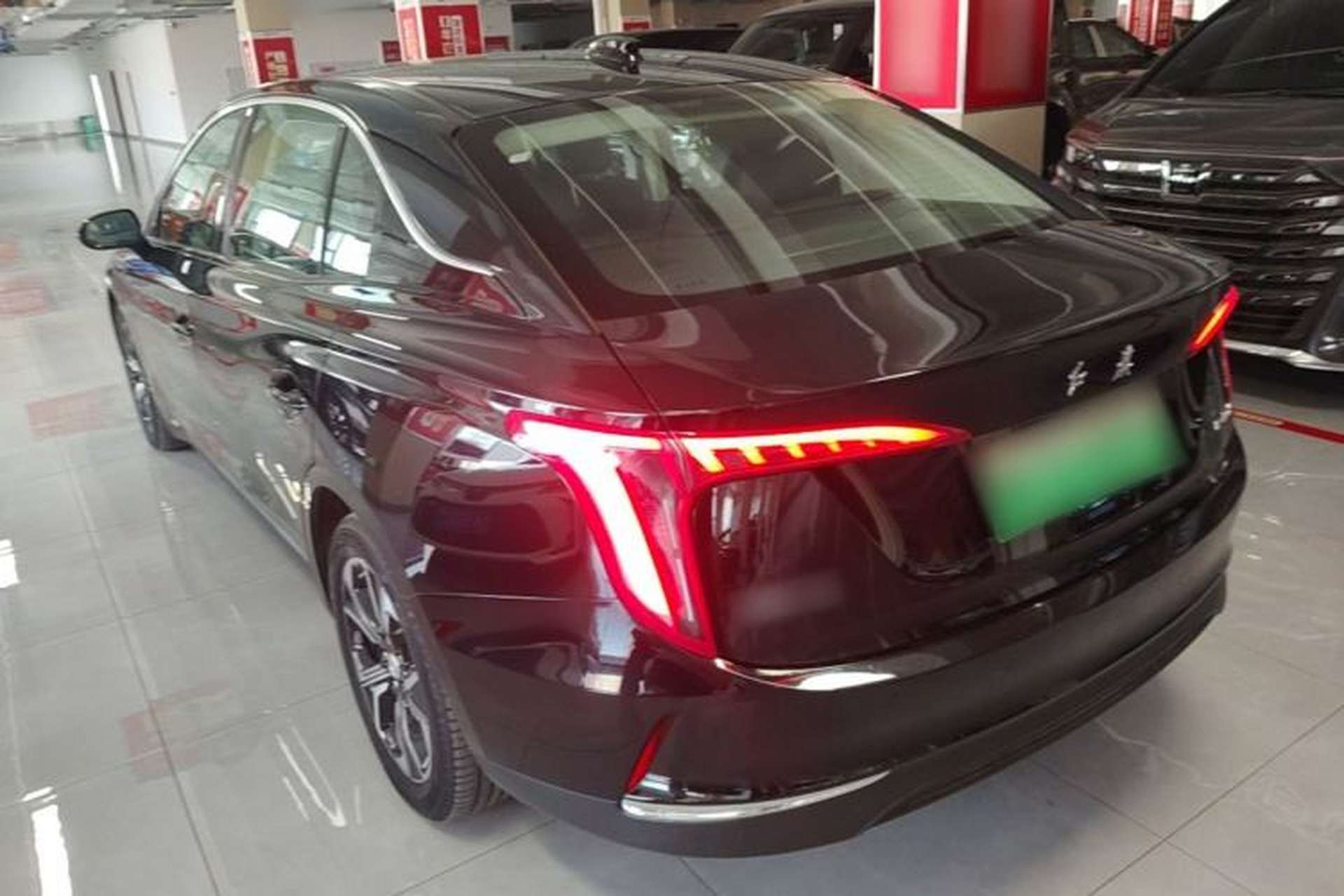 Used Hongqi E-QM5 2023 Revised Version Basic Travel Edition Rear Left 45 Deg