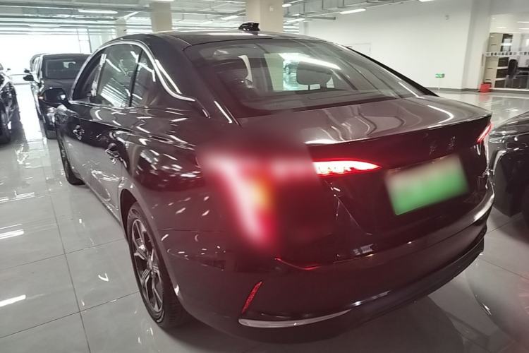 Used Hongqi E-QM5 2023 Revised Version Basic Travel Edition Rear Left 45 Deg
