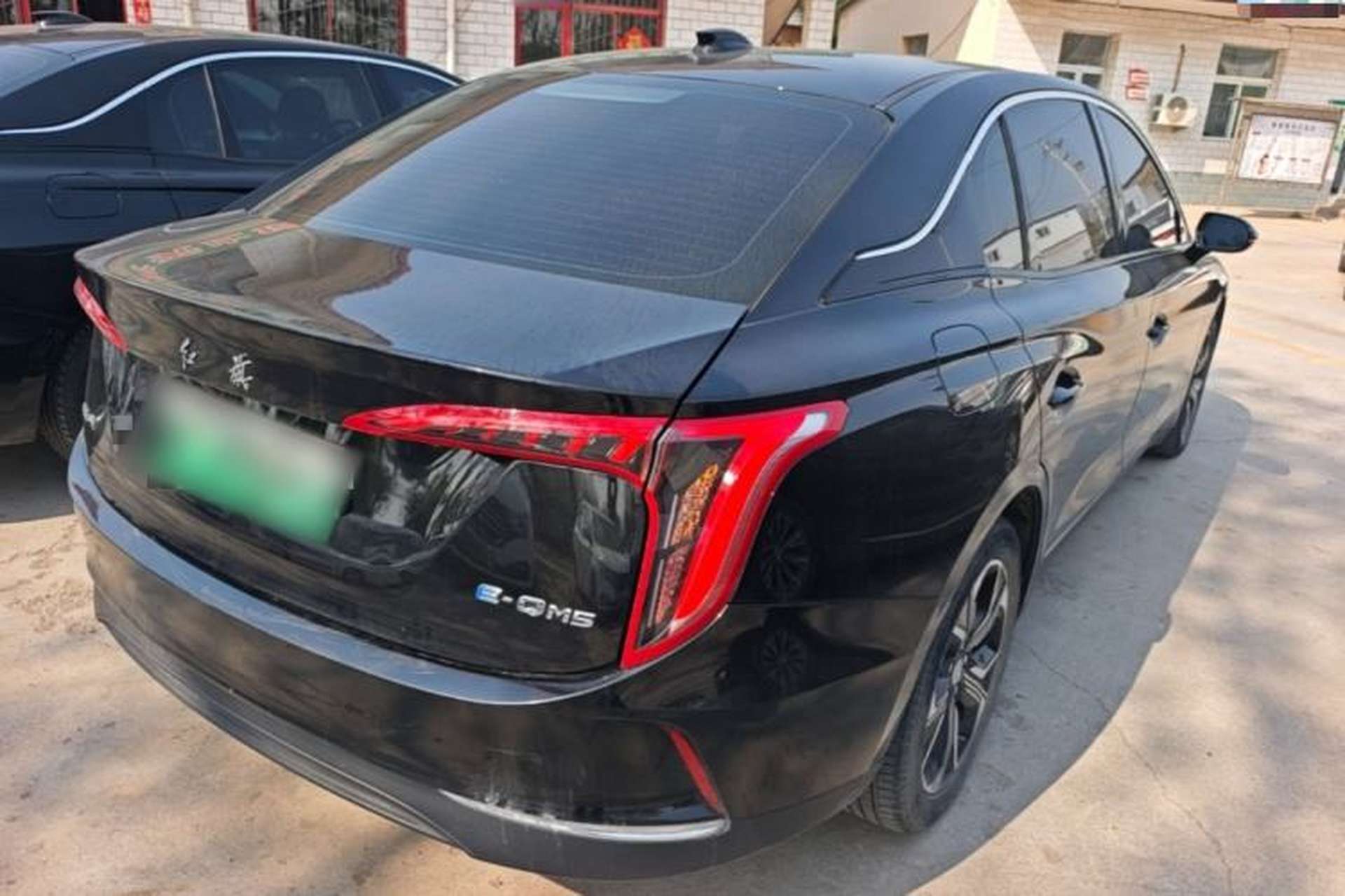 Used Hongqi E-QM5 2023 Revised Version Basic Travel Edition Rear Right 45 Deg