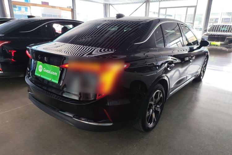 Used Hongqi E-QM5 2023 Revised Version Basic Travel Edition Rear Right 45 Deg