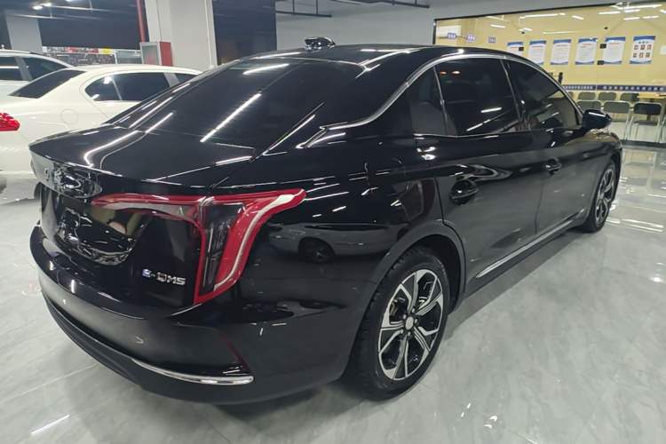 Used Hongqi E-QM5 2023 Revised Version Basic Travel Edition Rear Right 45 Deg